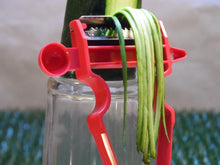 Load image into Gallery viewer, Magic Vegetable Peeler 3-Piece set