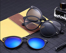 Load image into Gallery viewer, 5-in-1 Magnetic Clip On Sunglasses For Men &amp; Women